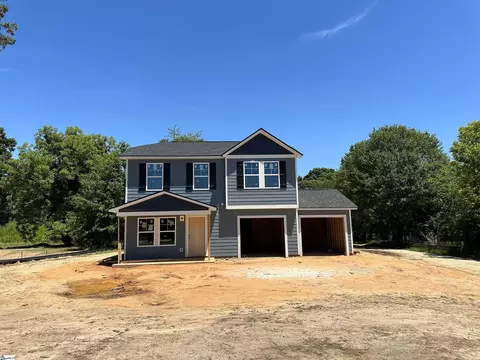 709 E Poinsett St, Greer, SC 29651