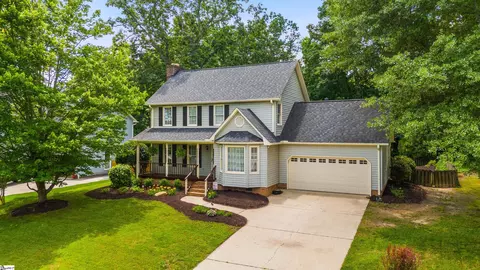 104 Wolf Creek Ct, Greenville, SC 29609