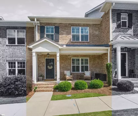 8 Peckham St, Greenville, SC 29607