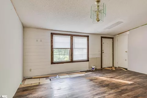 1110 Watson Rd, Enoree, SC 29335 photo 5