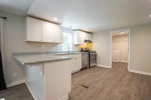 107 Coates Ln, Hodges, SC 29653 photo 13