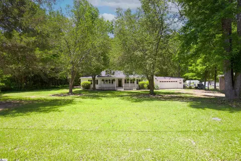 107 Coates Ln, Hodges, SC 29653 photo 35