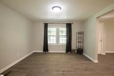 107 Coates Ln, Hodges, SC 29653 photo 17