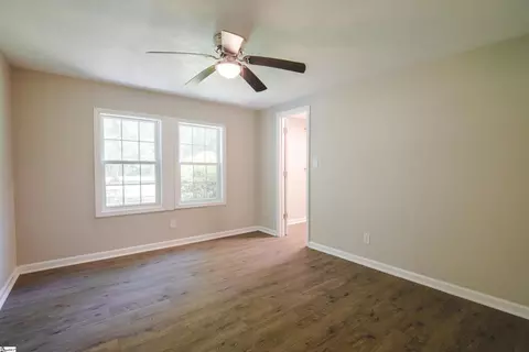 107 Coates Ln, Hodges, SC 29653 photo 23