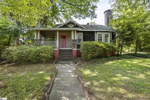 7 Hill St, Taylors, SC 29687