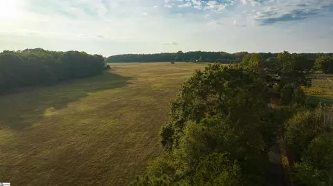 006 Taylor Rd, Honea Path, SC 29654 photo 2