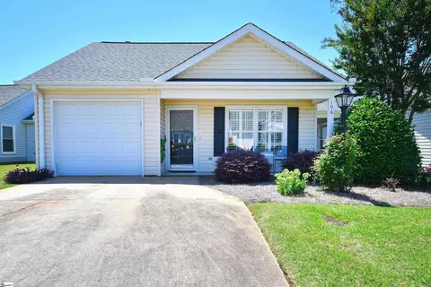 106 Baldwin Pl, Easley, SC 29642