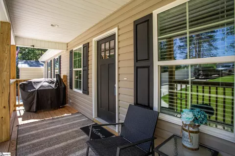 Exterior - 191 Crystal Ln, Walhalla, SC 29691 photo 2 of 18