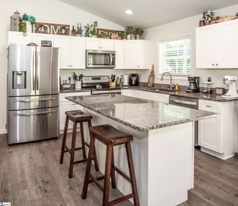 Kitchen - 191 Crystal Ln, Walhalla, SC 29691 photo 1 of 4