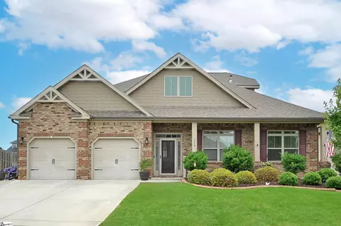 205 Foxhill Dr, Simpsonville, SC 29681