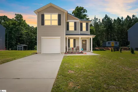 164 Queens Cir, Laurens, SC 29360