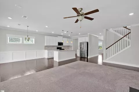 Entry Way - 104 Sandpine Way, Greer, SC 29651 photo 3 of 5