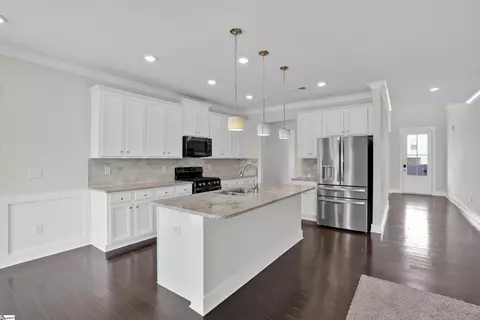 Kitchen - 104 Sandpine Way, Greer, SC 29651 photo 1 of 1