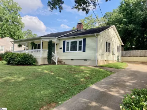 27 Kirkwood Ln, Greenville, SC 29607