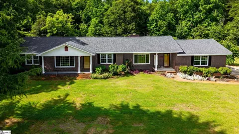 106 New Harrison Bridge Rd, Simpsonville, SC 29680