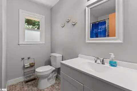 Bath - 23 Randall St, Williamston, SC 29697 photo 2 of 3