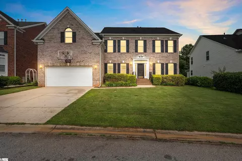 1012 Carriage Park Cir, Greer, SC 29650