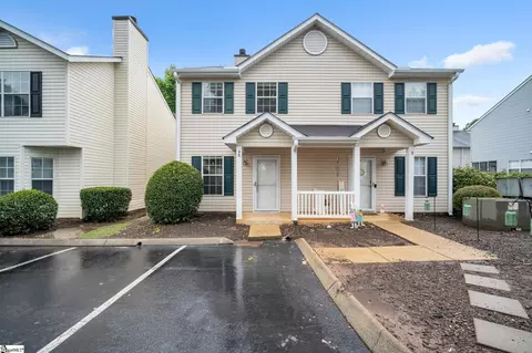 4 Hayfield Ln, Greer, SC 29650