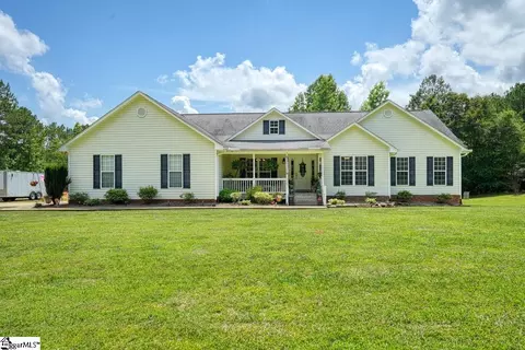 1750 Whitestone Rd, Spartanburg, SC 29302