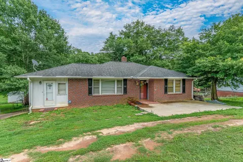 11 Maxie Ave, Greenville, SC 29611