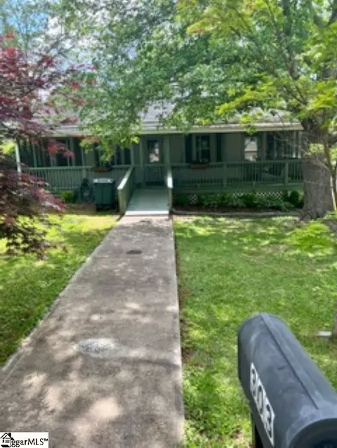 303 N Catherine St, Pickens, SC 29671
