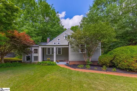 19 E Mountainview Ave, Greenville, SC 29609