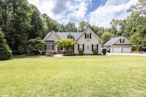 241 Shannon Lake Cir, Greenville, SC 29615