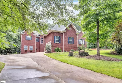 20 Knob Creek Ct, Greer, SC 29651