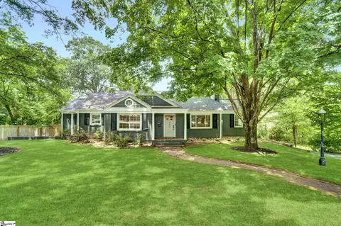 240 W Faris Rd, Greenville, SC 29605