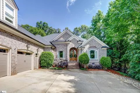 18 Wyndhaven Ct, Simpsonville, SC 29681