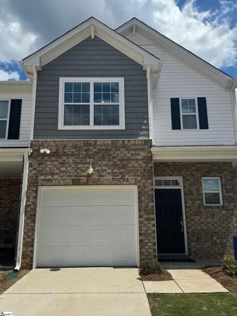 16 Loebner Ln, Simpsonville, SC 29680