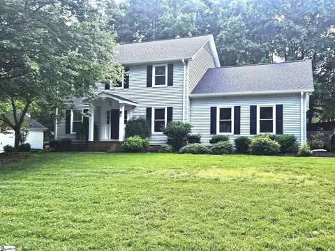 714 N Almond Dr, Simpsonville, SC 29681