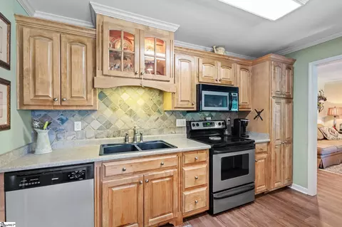 401 Alethia St, Easley, SC 29642 photo 9