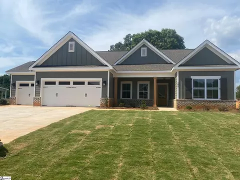 105 Arbor Woods Way, Easley, SC 29642