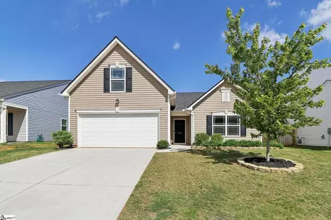 609 Pollyanna Dr, Greenville, SC 29605