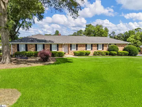 470 Webber Rd, Spartanburg, SC 29307