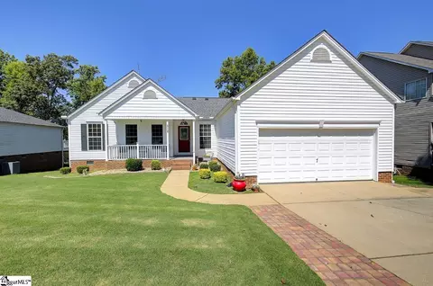 512 Peach Grove Pl, Mauldin, SC 29662