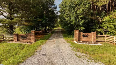041 Hobby Ln, Kinards, SC 29355 photo 8