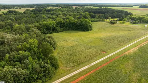 041 Hobby Ln, Kinards, SC 29355 photo 5