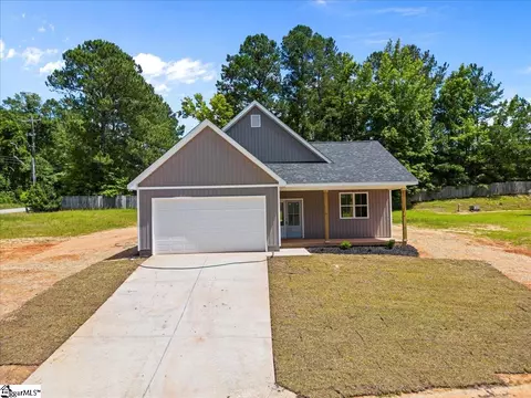 103 Running Creek Dr, Abbeville, SC 29620
