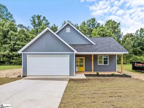 108 Running Creek Dr, Abbeville, SC 29620