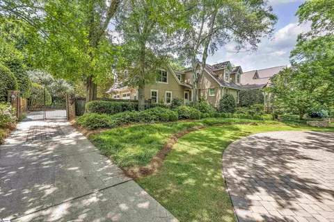 35 Woodvale Ave, Greenville, SC 29605