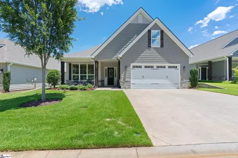 682 Ponden Dr, Greer, SC 29650