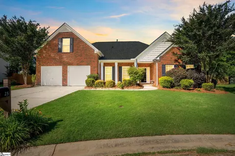 25 Springleaf Ct, Simpsonville, SC 29681