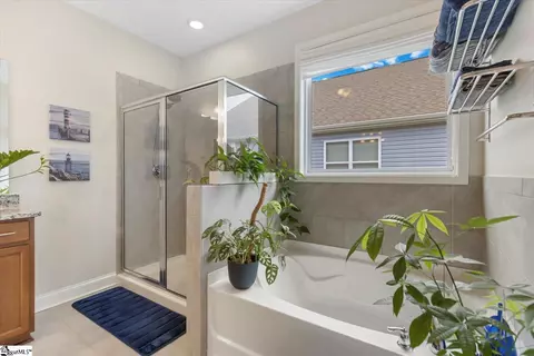 Bath - 111 Yellow Fox Rd, Greer, SC 29650 photo 3 of 3