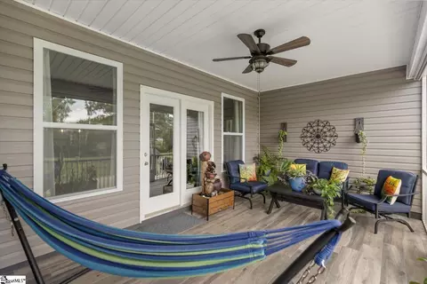 Exterior - 111 Yellow Fox Rd, Greer, SC 29650 photo 3 of 6