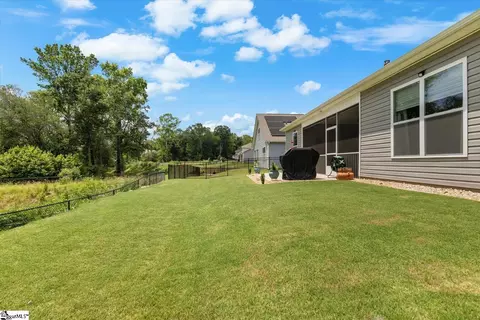 Exterior - 111 Yellow Fox Rd, Greer, SC 29650 photo 5 of 6