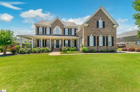 111 Grenadier Ct, Simpsonville, SC 29681
