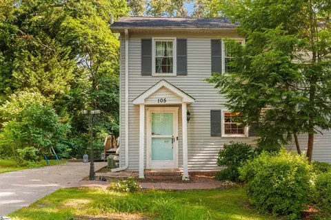 105 Village Ct, Greer, SC 29651