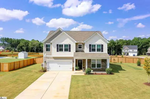 104 Silver Hill Ln, Greenville, SC 29607